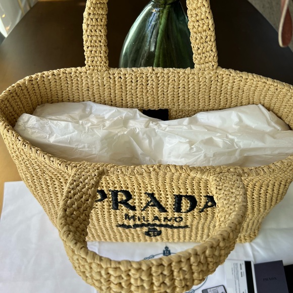 ❌❌SOLD New Prada Raffia Large Tote - Picture 6 of 13